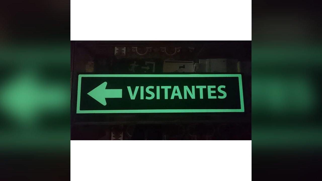 Letrero de estacionamiento – fotoluminiscente que brilla en la oscuridad