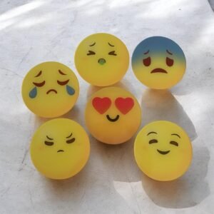 Placa de acrílico ideal para mostrar en las entradas de oficinas